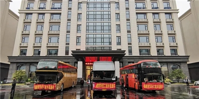 “傳遞育華愛，情滿回鄉(xiāng)路”——福建育華集團歡送返鄉(xiāng)員工！